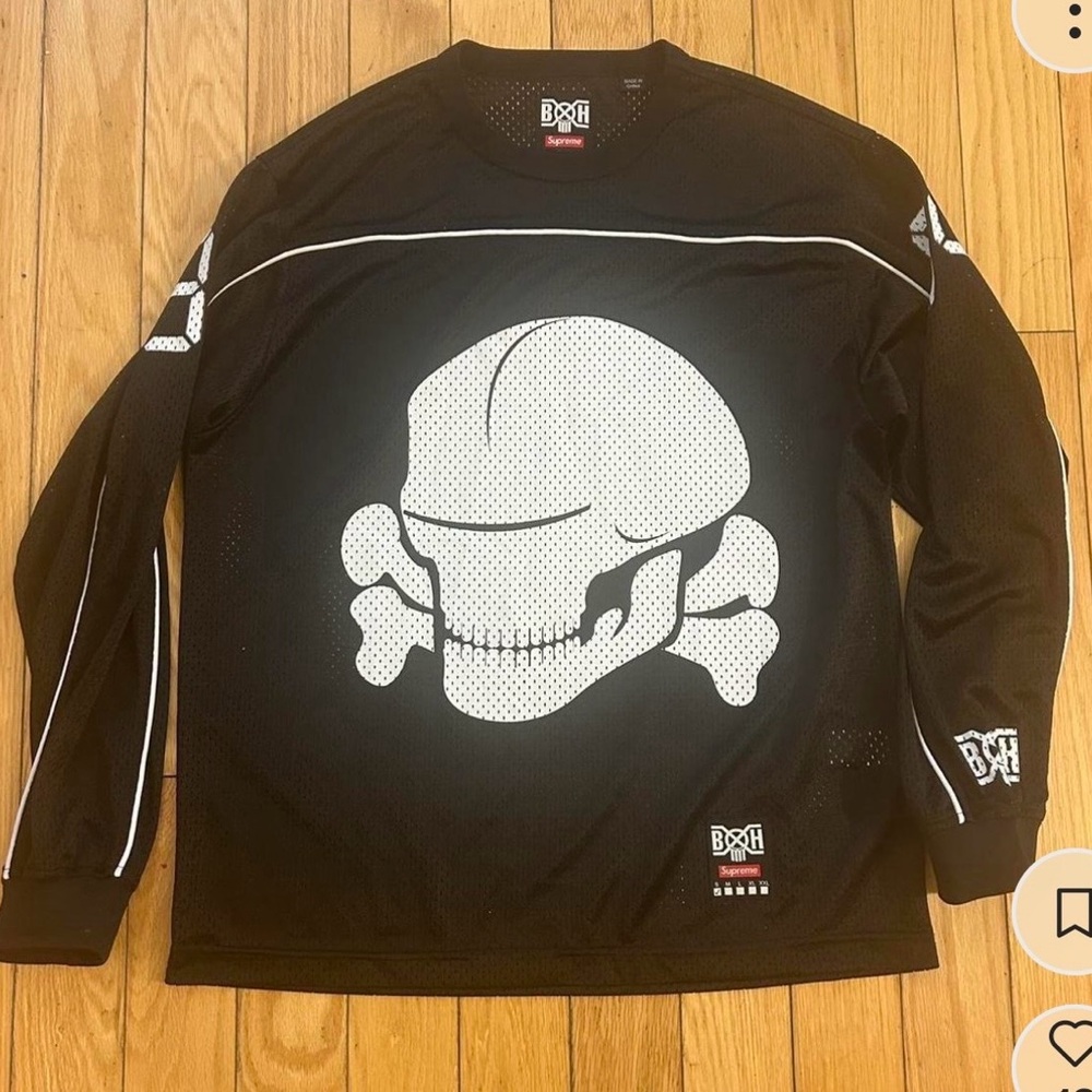Supreme Black and White Skull Graphic Jersey